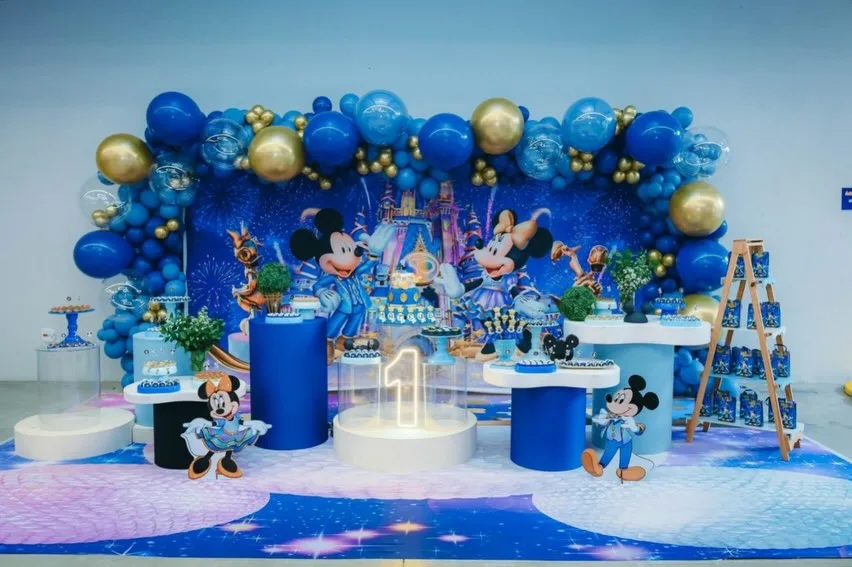 Mickey e Minnie no primeiro aninho